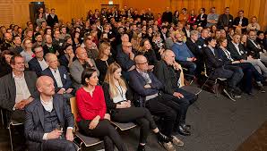 Watch trailers & learn more. 200 Gaste Beim Traditionellen Bergfest In Marl News Grimme Preis