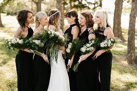 Hannah Matt An Edgy Urban Wedding With Black And White Details At Lofty Spaces Dallas Tx Texas Wedding Photographer Texas Weddings Wedding Photographers