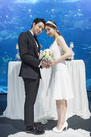 Maybe you would like to learn more about one of these? 21 05 News The Girl Who Can See Smells Park Yoo Chun And Shin Se Kyung Walk Down The Aisle Geministar S Sharing Corner