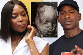 While there were rumors that skepta was dating supermodel naomi campbell around the time that his partner got pregnant, it's not likely that naomi is the mother. Naomi Campbell Unfollows Skepta And Deletes All Their Snaps Amid Mystery Baby Scan Storm Mirror Online