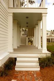 Interior columns tend to follow similar styles to the exterior columns, so they will be round or square and plain, fluted, tapered, etc. Modern House Design With Pillars