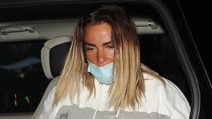 Hey guys!check out my top 2020 moments! Katie Price Devastated After Doctors Put Her Back In Post Surgery Boots Closer