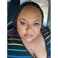 Candi Wallace's Instagram, Twitter & Facebook