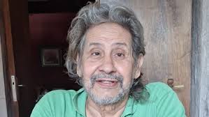 Crónicas históricas... y La revuelta estudiantil, propuestas para lectores 