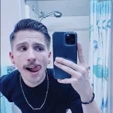 mariah foster (@mariahfstr)