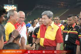 Check spelling or type a new query. Selangor Royal Office On Twitter 25 Ogos 2018 Dymm Sultan Selangor Diiringi Dymm Tengku Permaisuri Dan Dytm Raja Muda Berangkat Menyaksikan Perlawanan Piala Sultan Selangor 2018 Di Stadium Shah Alam Https T Co J2bgfe2370