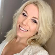 Alaina Robinson's Instagram, Twitter & Facebook