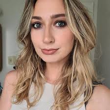 Our team is GROWING 🌟🌱 Please help us welcome our newest stylist @The  Hair Lounge We are so very excited to have her a part of our team! She will  be doing