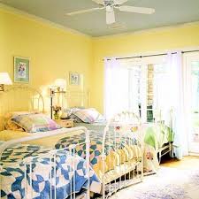 Make The Most Of Shared Kid S Rooms With These Smart Ideas Yellow Bedroom Walls Kids Rooms Shared Comfortable Bedroom