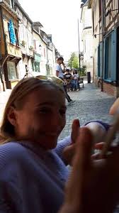 Une superbe Ambiance dans la rue du 27 juin 😊😊😊......Merci à vous 👍👍