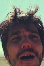 O g1 apurou que a polícia entrou em contato com a família do ator e que ele ficaria sob cuidados da assistência social da prefeitura de pindamonhangaba até a chegada de familiares. Sergio Hondjakoff Filmes No Cinema