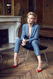 Intéressée par le marketing & la communication. Virginie Efira A Complex Comedy Queen Discover Benelux