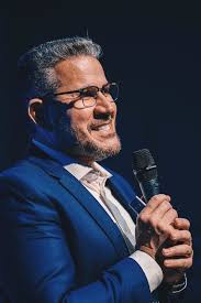 Acontece Hoje: Sandro Rodrigues visita Brasília e inspira empreendedores a  alcançarem sucesso no Hinode Group.