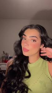 شو الشي الغريب بالفيديو؟😭. #mayakhalaf #explorepage  #الشعب_الصيني_ماله_حل😂😂