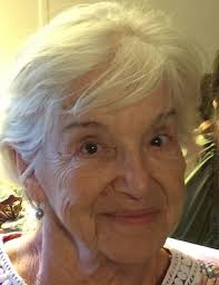 Gloria Manis's Instagram, Twitter & Facebook