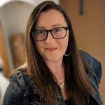 Ashley Carraway's Instagram, Twitter & Facebook