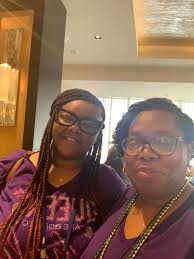 Exhale Central MS Friendsgiving celebration