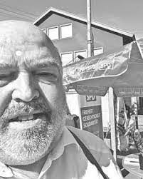 David Heeb's Instagram, Twitter & Facebook