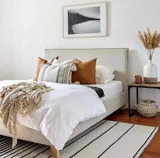 11 Steps To Create A Welcoming Guest Room Chaylor Mads Modern Guest Bedroom Guest Room Decor Guest Bedroom Inspiration