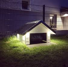 Rasenroboter Garage Mit Festbeleuchtung Rasenroboter Garage Rasenroboter Diy Projekte Fur Zuhause