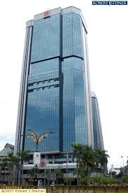 Public bank in kuala lumpur offers homesave package that links your housing loan to your current account whereby the credit balance in your current account will be used to reduce the housing loan balance outstanding for interest calculation, thus resulting in interest savings. Kuala Lumpur Guide Kuala Lumpur Images Of Public Bank Building