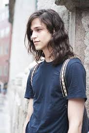 9 Long Haired Men Tumblr Long Hair Styles Men Boys Long Hairstyles Long Hair Styles