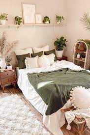 25 Most Instagrammable Bedroom Ideas White Bedroom Decor Green And White Bedroom Room Ideas Bedroom