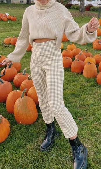 Cute Pumpkin Patch Outfit Ideas 1 - Fab Mood | Colour + Mood + ...