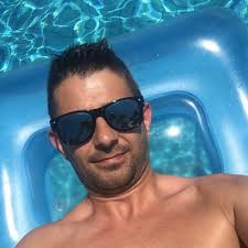 Mark Boyle (@MrMagic147)