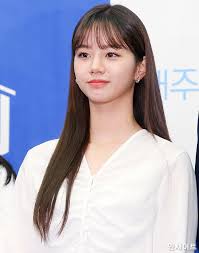 무더운 날에도 다정다감한 두 사람이었다고 소식이 전해진다. ì–´ì œ 18ì¼ ê°™ì´ ìžì „ê±° íƒ€ë©° ë‹¬ë‹¬í•œ ë°ì´íŠ¸ ì¦ê¸´ ë¥˜ì¤€ì—´ í˜œë¦¬ ì¸ì‚¬ì´íŠ¸