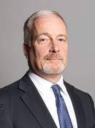 Georgette Ewing's Instagram, Twitter & Facebook