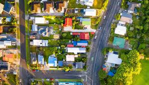 Australia's biggest home lender says house price falls so far during the pandemic have been surprisingly small, and its internal cba is expecting price falls across the country to bottom out during the first few months of 2021, with a recovery in home values tipped for the second half of 2021. House Prices Could Fall 10 Pct Following Decision To Remove Interest Deductibility For Investor Properties Westpac Newshub