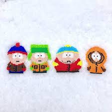 Je Suis Sure Qu Il A Neige Expres Pour Que Je Puisse Prendre Cette Photo La Joyeuse Bande De South Park Est E Perler Bead Art Beadwork Patterns Bead Weaving