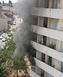 Rezervasyondan sonra telefon numarası ve adresi de dahil olmak üzere tesise ait tüm bilgiler rezervasyon onayınızda ve hesabınızda sunulmaktadır. Fusillade De Chalon Faits Divers Montceau News L Information De Montceau Les Mines Et Sa Region