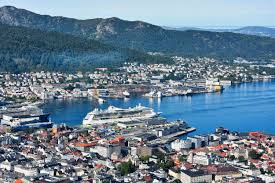 Ideas and inspiration for your visit to bergen! Kleiner Rundgang Durch Bergen In Norwegen Die Weltenbummler