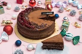 A diabetic chef is the best place to order your desserts from. 12 Must Try Christmas Log Cakes In Singapore 2020 The Delicious Gorgeous And Even The Sugar Free Danielfooddiary Com