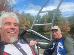 A great afternoon behind Doug's Sanger with Doug John And Lenny at 86 tore  up the water . A great inspiration to all of us no mater how many aches and  pains