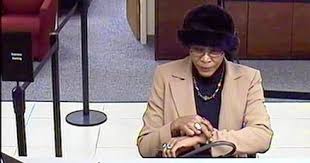 Woman arrested in robbery