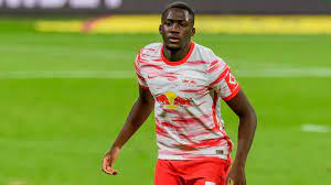 Ibrahima konaté (22) steht offenbar unmittelbar vor einem wechsel von rb leipzig zum fc liverpool. Eygbpvnnoxjrsm