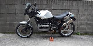 商品の説明 ブランド メーカー bmw 型番 ｋ100ｒｓカラー 銀サイズ 1000ｃｃ 商品の状態 現在 エンジンかかりません ミッションオイルシールから漏れ少量漏れありです 使用状況 バッテリー交換すれば かかると思いますが 未チェック為 ジャンクとさせて頂き