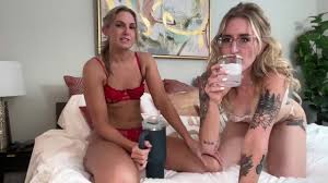 Graciemae_baexx & officiallyonlytams 3some fuck show 1