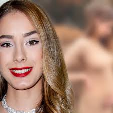 Gegen die tschechin marketa vondrousova gewinnt sie in zwei sätzen, obwohl sie im zweiten. Alexander Zverev Ich Werde Vater Mit 23 Jetzt Aussert Er Sich Zu Brendas Schwangerschaft Bunte De