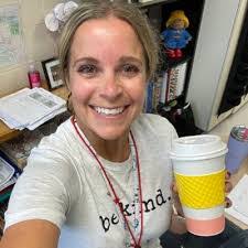 Tessa Tucker's Instagram, Twitter & Facebook