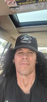 KISS Gene Simmons & Paul Stanley eating ice cream yesterday.