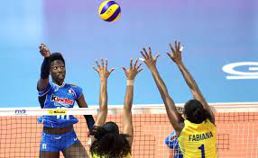 In any discussions about who the best player in the world of women's volleyball is right now, the name of rising italian star paola egonu invariably comes up. Fenerbahce Opet Ten Astronomik Teklif Paola Egonu Kimdir