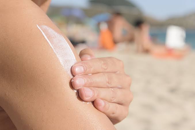 sunscreen stock ile ilgili görsel sonucu"