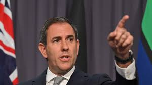 Damien Hooper, the Aboriginal flag and freedom of speech