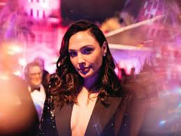 She won the miss israel title in 2004 and went on to represent israel at the 2004 miss universe. Gal Gadot And Friends Singing To Us About Self Isolation That S A Bit Rich Gal Gadot The Guardian