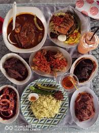 Mulai dari yang mudah hingga yang membutuhkan keseriusan dalam membuatnya. Nasi Kandar Periuk Apollo Lebih Lazat