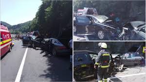Update, ora 18:00 reprezentantii isu valcea au transmis ca traficul pe valea oltului a fost reluat la aproximativ 40 de minute de la anuntarea evenimentului, pe un sens, alternativ. Copx56gqbwrxkm